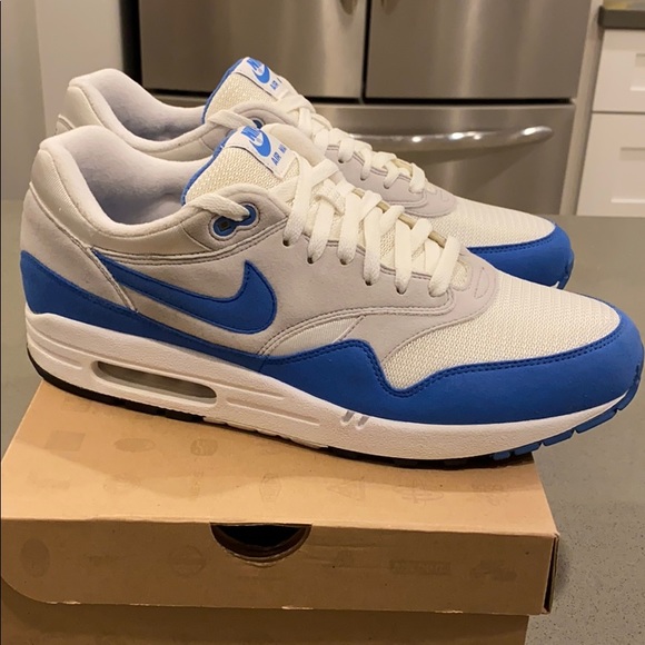air max 1 varsity blue